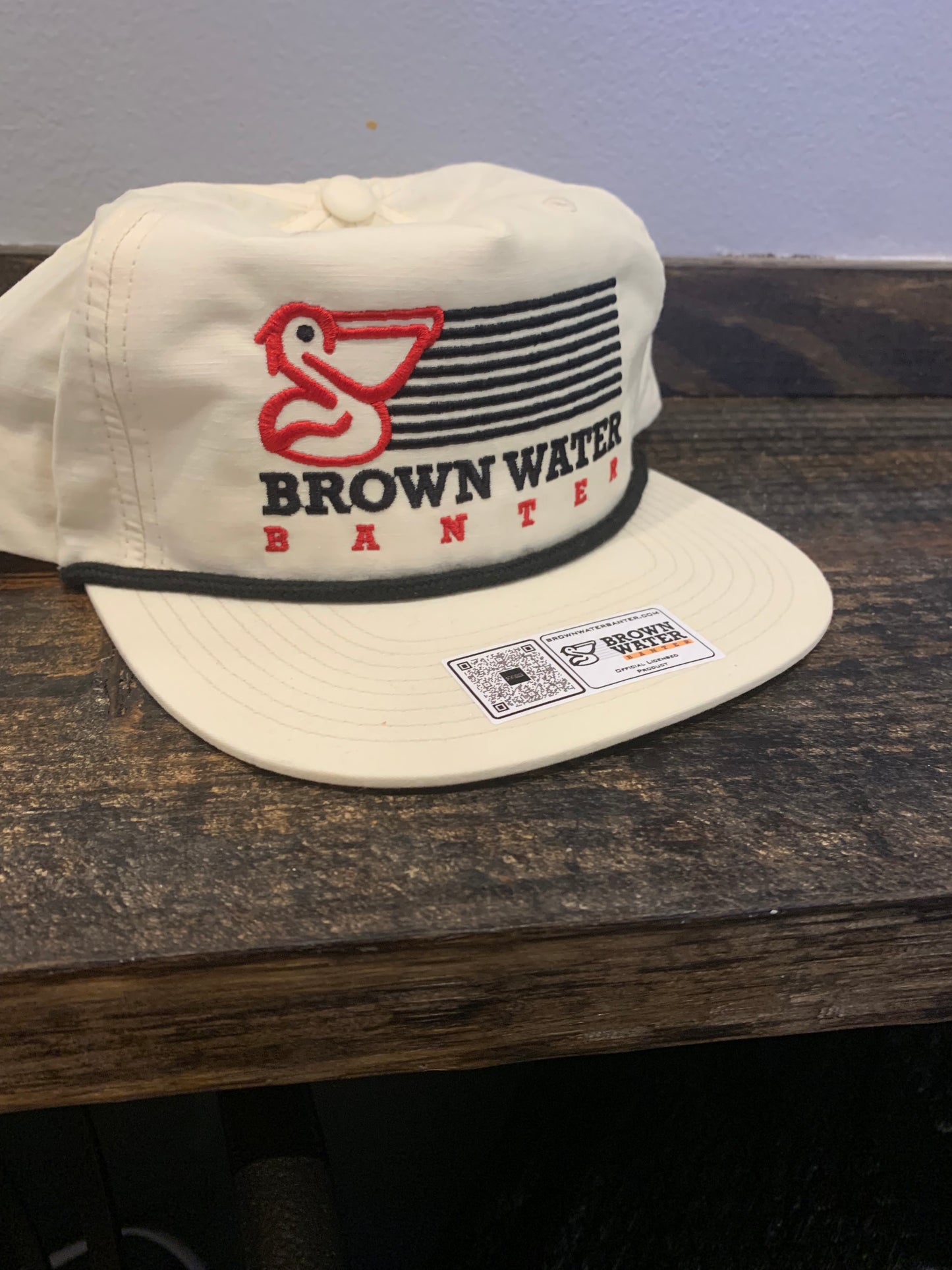 Brown Water Banter Tricolor pelican hat