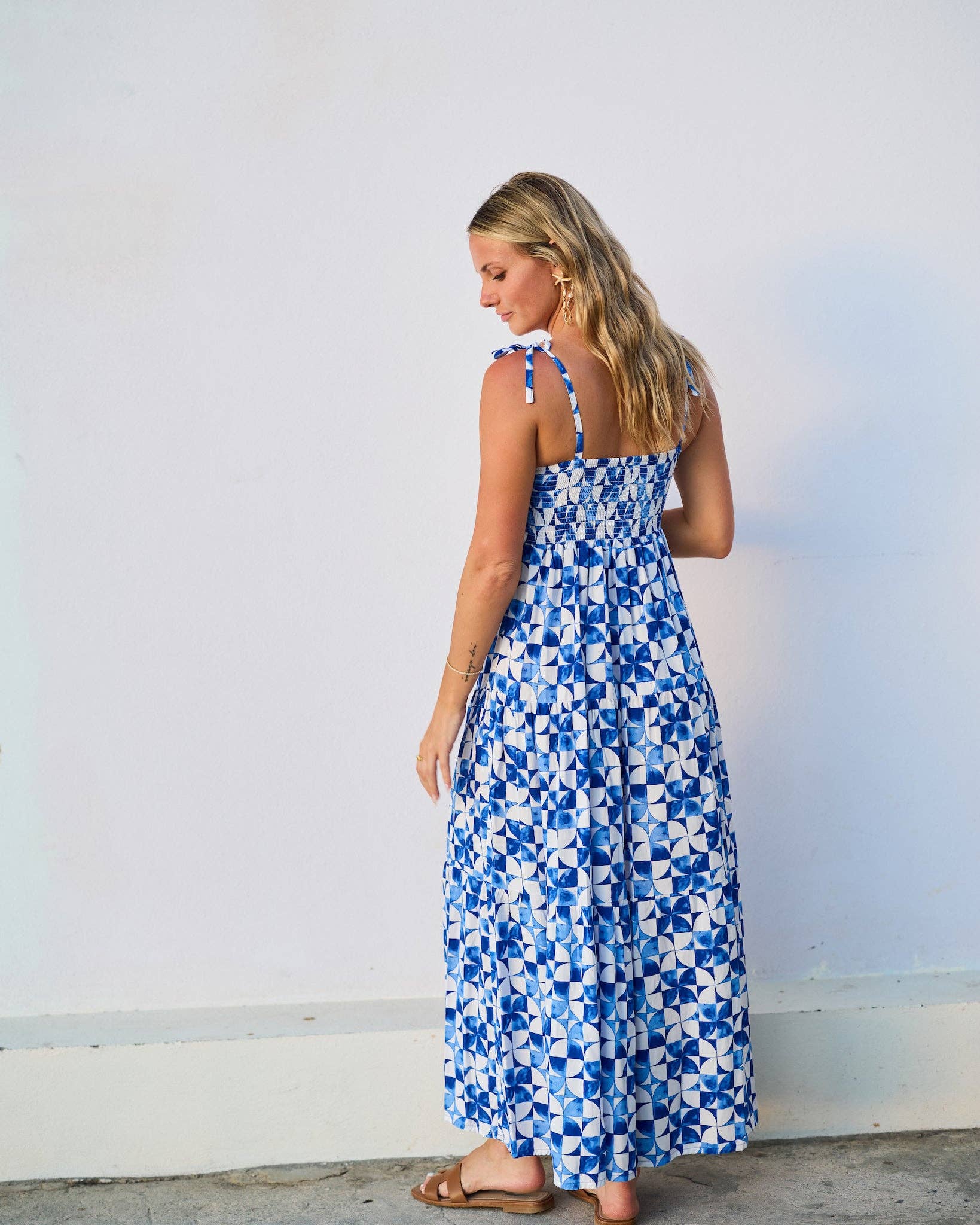 Kenny Flowers - Womens Blue and White Print Resort Dress