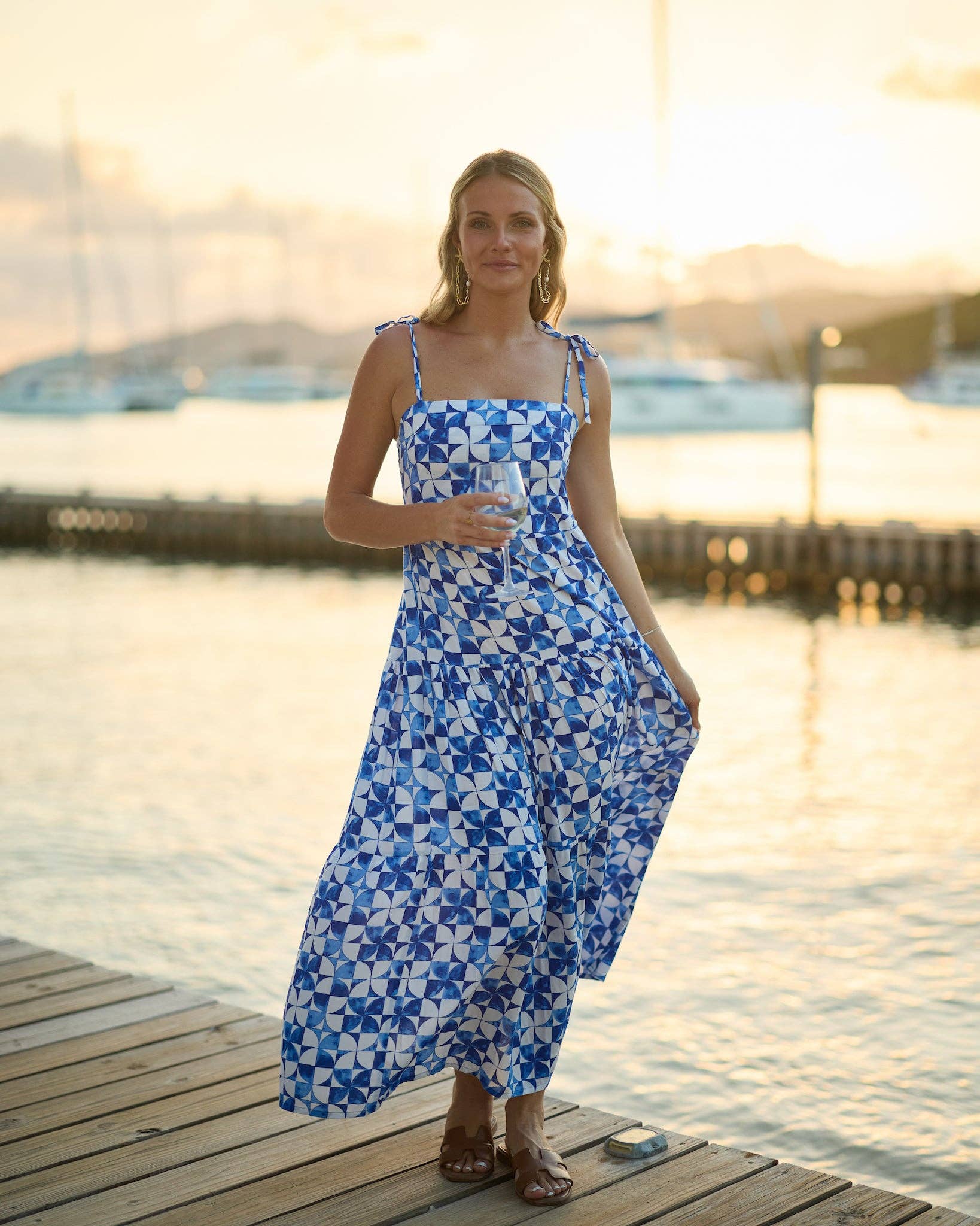 Kenny Flowers - Womens Blue and White Print Resort Dress